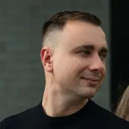 Жданов