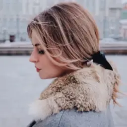 Яна