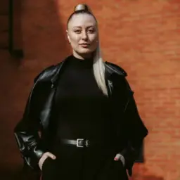Olya Tairova